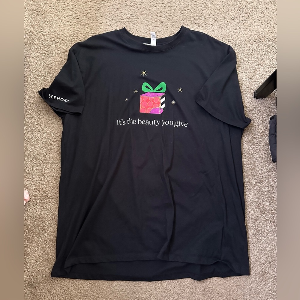 Sephora crew member t-shirt holiday edition
